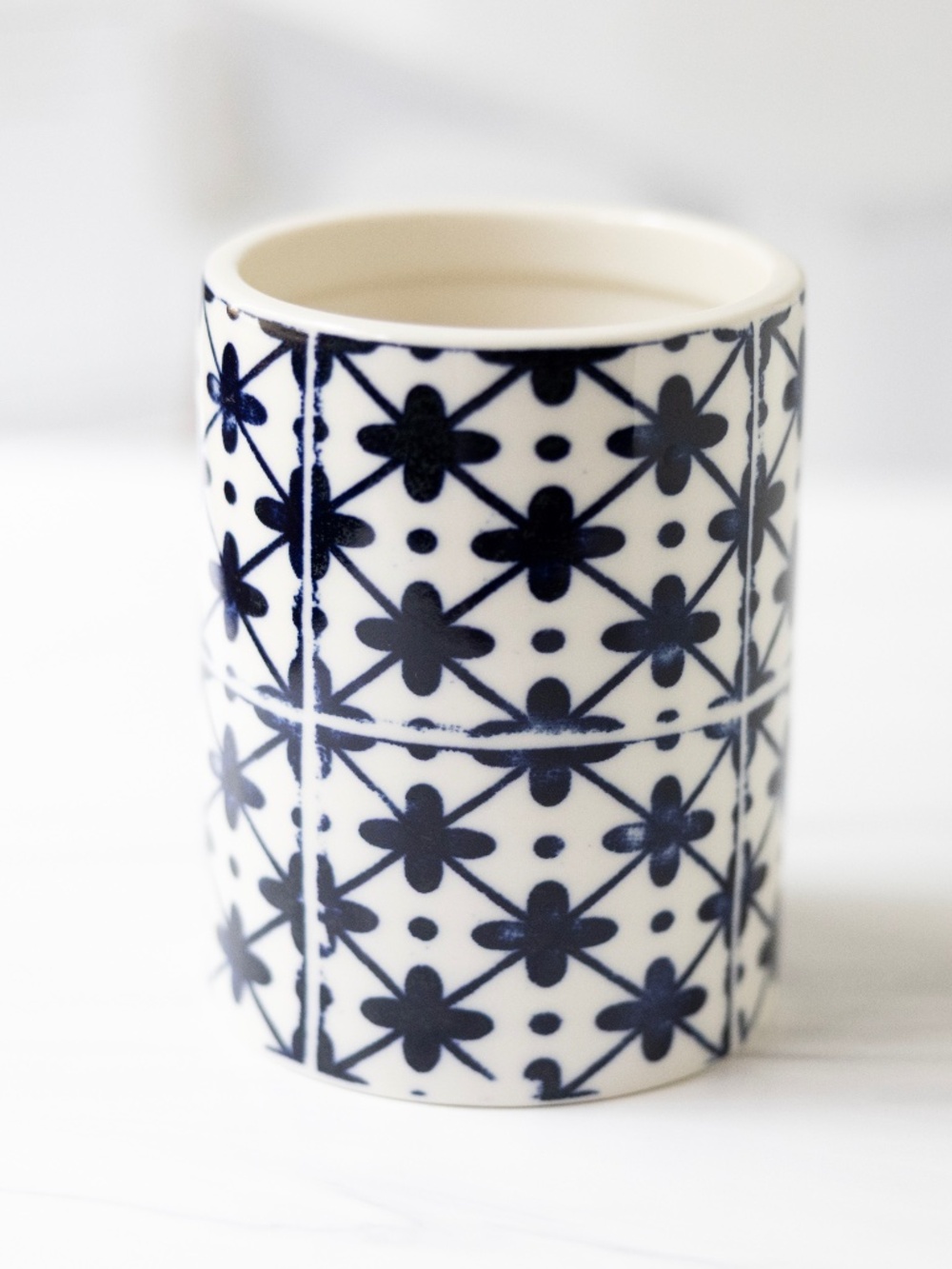 American Atelier Stoneware Blue White Crock Utensil Holder Vase 5" tall